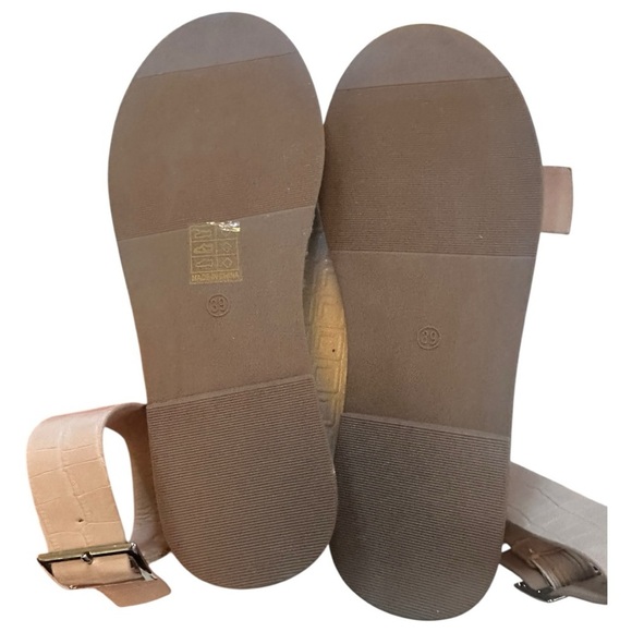 PrettyLittleThing Nude PU Croc Buckle Detail Espadrille Sandals, EU 39 US 8 - Picture 8 of 8